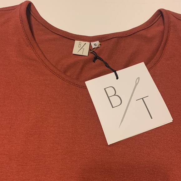 BYTAVI Burnt Orange Long sleeve Swing dress with Pockets- NWT- Size Small - Picture 3 of 7